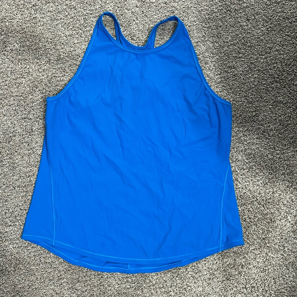 Lululemon base pace tank